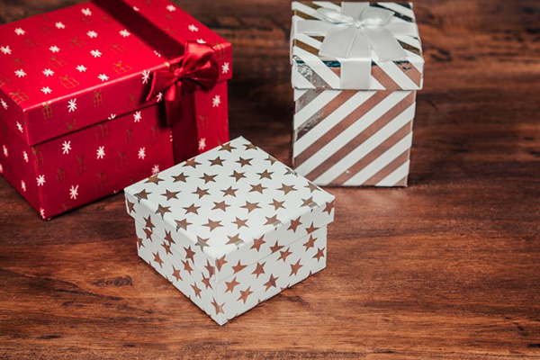 Cajas decorativas de cartón para regalos