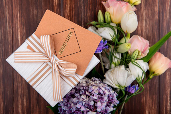 Cajas elegantes de cartón para flores